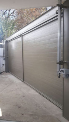 Somos expertos en fabricación, instalación y automatización de todo tipo de portones  americanos, eléctricos o automáticos (levadizos, corredizos, abatibles y basculantes). Instalamos en todo Guatemala, El Salvados, Costa Rica y  Honduras, cotiza con los expertos, trabajamos con las mejores marcas.