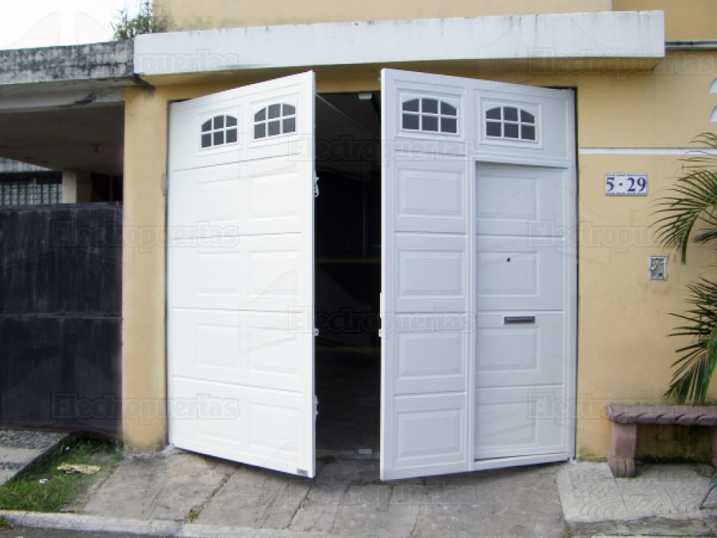 Somos expertos en fabricación, instalación y automatización de todo tipo de portones  americanos, eléctricos o automáticos (levadizos, corredizos, abatibles y basculantes). Instalamos en todo Guatemala, El Salvados, Costa Rica y  Honduras, cotiza con los expertos, trabajamos con las mejores marcas.